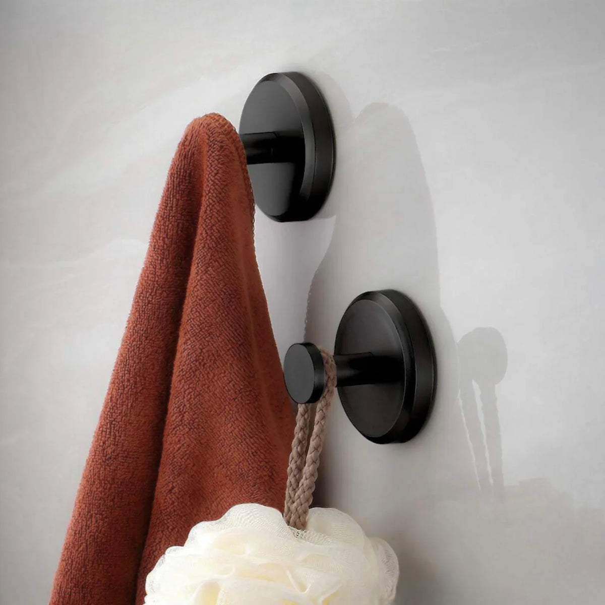 Fluno Sup™ – Gancho de Ventosa Premium Para Banheiro e Cozinha – Compre 1, Leve 2 + Frete Grátis 🎁